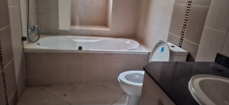 Mahooz, Apartments/Houses, BHD 330/month,  Furnished,  2 BR,  Spacious Bright Family Apartment: MAHOOZ:  Pool.Gym.Internet.Parking.Security:TONY