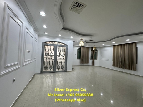 Mangaf, Villas, KWD 1200,  400 Sq. Meter,  Luxurious 6 Bedroom Duplex For Rent In Mangaf.