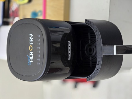 Salmaniya, Household Items, BHD 10,  AIRFRYER BLACK AND DECKER