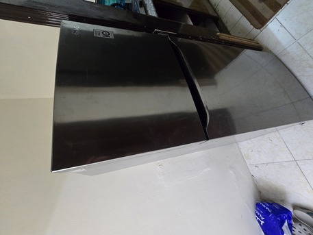 Salmaniya, Household Items, BHD 80,  LG FRIDGE 310 LITERS