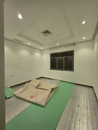 Fintas, Apartments/Houses, KWD 450/month,  3 BR,  Apartment For Rent In Fintas. Three Bedrooms.  Kitchen With Cabinets. Maid