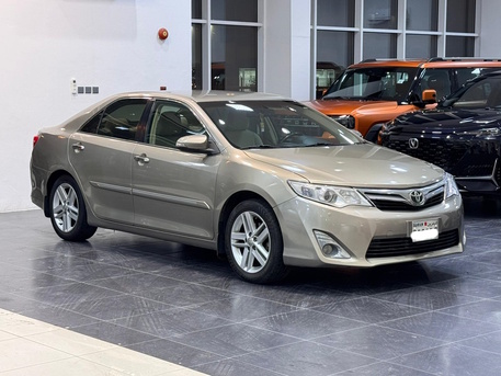 Manama, Vehicles, Cars & Trucks , BHD 3800,  Toyota Camry GLX,  2015,  Automatic,  171750 KM,    (Bronze)