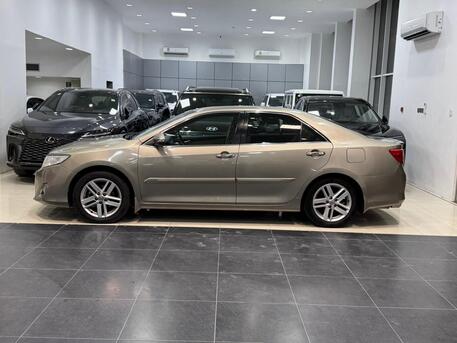 Manama, Vehicles, Cars & Trucks , BHD 3800,  Toyota Camry GLX,  2015,  Automatic,  171750 KM,    (Bronze)