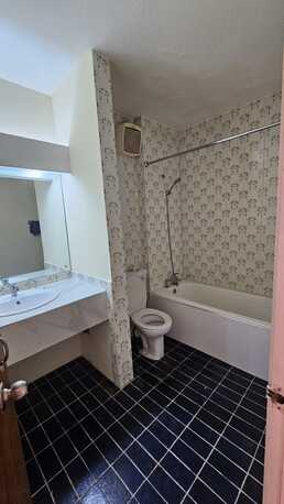 Adliya, Apartments/Houses, BHD 330/month,  3 BR,  3 Bedroom In Adliya With Ewa