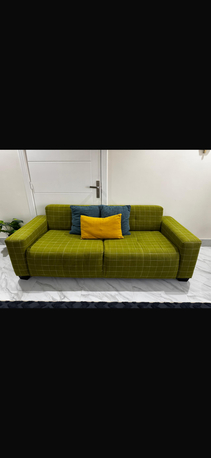Al Suwaidi, Furniture, SAR 1000,  8 Seater Comfortable American Sofa For Sale! (Brand: The Factory Furniture)