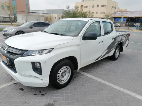 Manama, Vehicles, Cars & Trucks , BHD 4000,  Mitsubishi L 200,  2020,  Manual,  132 KM,  Urgent Sale Mitsubishi L200 Pickup  Gear