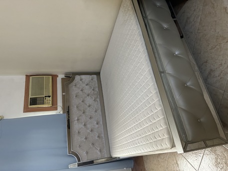 Riyadh, Furniture, SAR 450,  King Size Bed With Mattress