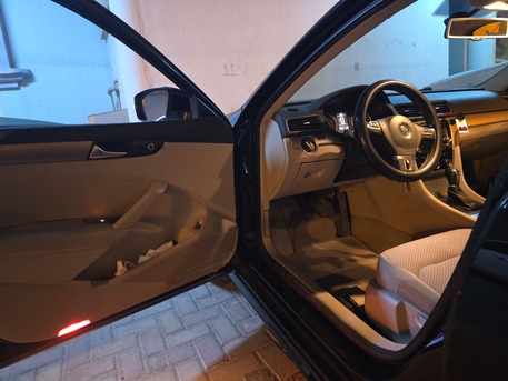 Manama, Vehicles, Cars & Trucks , BHD 2100,  Volkswagen Passat,  2015,  Automatic,  115000 KM,  For Sale  In Excellent Condition