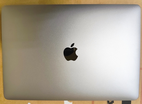 Riyadh, Computers, SAR 3800,  Macbook Pro M2 8GB Ram 512 SSD