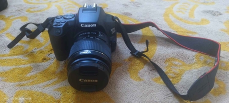 Umluj, Electronics, SAR 2599,  Canon EOS 250D + Canon EF-s 18-55mm F/4-5.6 Is STM Lens - Black+Camera Bag+128GB SDXC