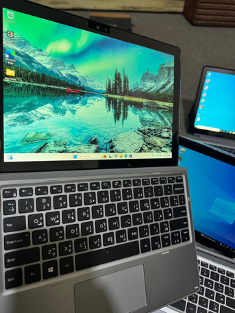 Riyadh, Computers, SAR 1200,  🔥 Dell 7210 2-in-1 | I5 10th Gen | 16GB RAM | 256GB SSD | Touch & Tablet 🔥