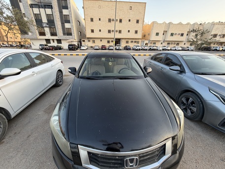 Riyadh, Vehicles, Cars & Trucks , SAR 20000,  Honda Accord,  2009,  Automatic,  350000 KM,    Full Option Buy & Drive Condition