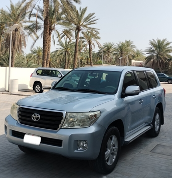 Manama, Vehicles, Cars & Trucks , Toyota Land Cruiser,  2014,  Automatic,  188000 KM,    ( 6 Cylinder )