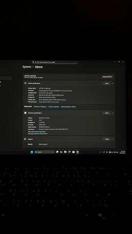 Jeddah, Computers, SAR 4000,  Microsoft Surface Laptop 7th Edition &ndash; Snapdragon X Plus | 16GB RAM | 512GB SSD | Black