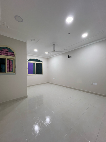 Bani Jamra, Apartments/Houses, BHD 200/year,  3 BR,  For Rent: Spacious Apartment In Bani Jamra, Saar Central Area, Consisting Of 3 Bedrooms, 2