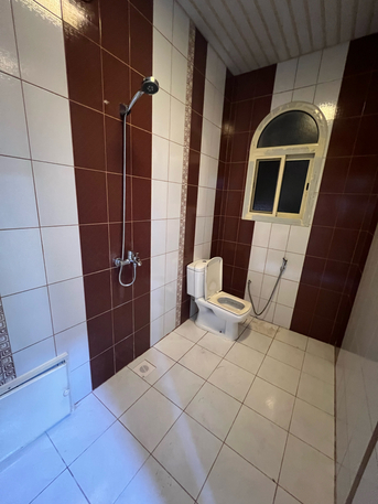 Bani Jamra, Apartments/Houses, BHD 200/year,  3 BR,  For Rent: Spacious Apartment In Bani Jamra, Saar Central Area, Consisting Of 3 Bedrooms, 2