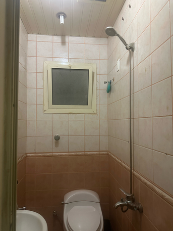 Khobar, Bedspace Available, SAR 700/month,  Dear All,  I Am Offering A Room For Rent With The Following Details:  For: Executive Musli