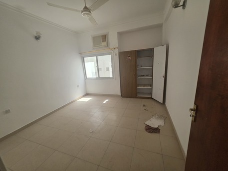 Manama, Apartments/Houses, BHD 250/month,  Furnished,  3 BR,  0 Sq. Feet,  BHD:-250/month SEMI FURNISHED 3BHK APARTMENT FOR RENT IN UMULHASAM -: MUNEEB *35041493