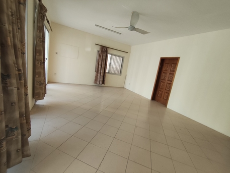 Segaya, Apartments/Houses, BHD 260/year,  2 BR,  Segaya:- Spacious 2Bhk Flat On Rent With Ewa..