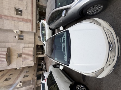 Al Aziziyah, Vehicles, Cars & Trucks , SAR 34,  Hyundai Santa Fe,  2015,  Automatic,  260 KM,   --34K