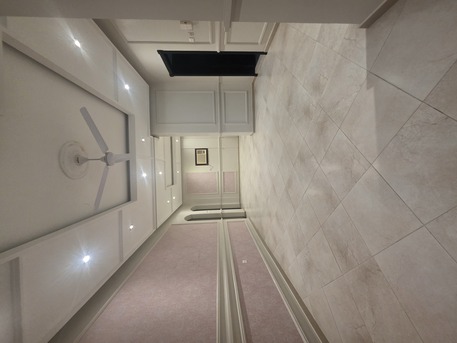 Adliya, Apartments/Houses, BHD 400/month,  3 BR,  @3BATHROOM Hall Kitchen With Electricity Furnished Balcony Car Park