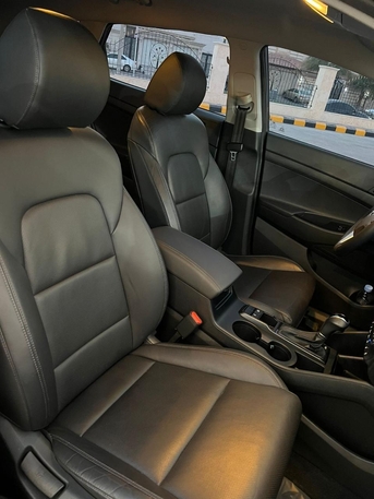 Dammam, Vehicles, Cars & Trucks , SAR 70,  Hyundai Tucson,  2020,  Automatic,  215000 KM,    Diesel For Sale