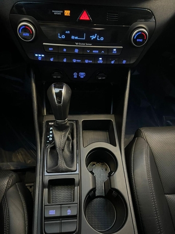 Dammam, Vehicles, Cars & Trucks , SAR 70,  Hyundai Tucson,  2020,  Automatic,  215000 KM,    Diesel For Sale