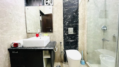 Mumbai, Apartments/Houses, INR 10763/day,  2 BR,  1300 Sq. Feet,  Modern 2BHK - M Block Greater Kailash