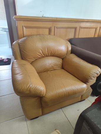 Manama, Furniture, BHD 5,  Very Comfortable Single Seater Sofa For Sale BD 5 Only