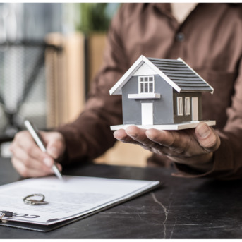 New York, Business, Olta Shabani, RE/MAX Advantage Realty