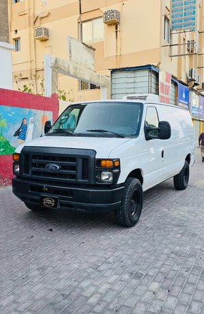 Ras Rumman, Vehicles, Cars & Trucks , BHD 1650,  Ford E-350 Super Duty Van,  2013,  Automatic,  103000 KM,