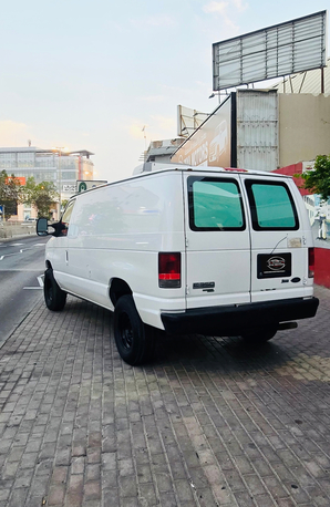 Ras Rumman, Vehicles, Cars & Trucks , BHD 1650,  Ford E-350 Super Duty Van,  2013,  Automatic,  103000 KM,