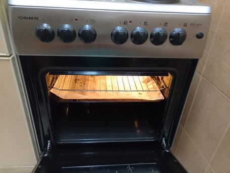 Jubail, Appliances, SAR 200,  Electric Cooking Range With Oven For Sale