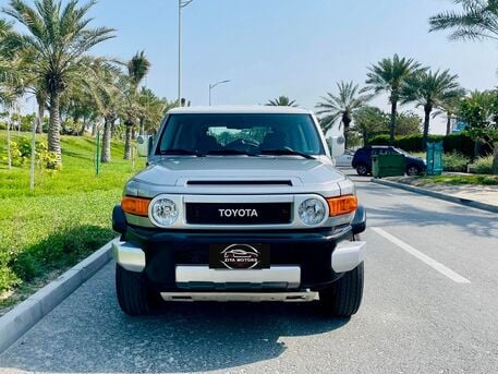 Ras Rumman, Vehicles, Cars & Trucks , BHD 4999,  Toyota FJ Cruiser,  2009,  Automatic,  315000 KM,