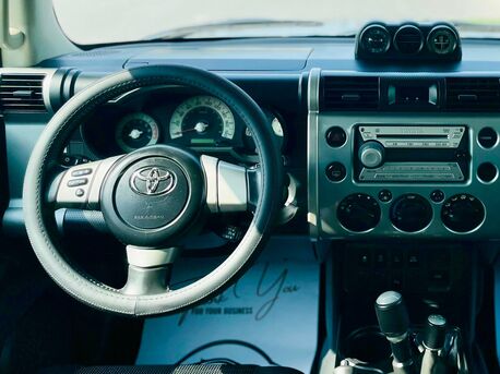 Ras Rumman, Vehicles, Cars & Trucks , BHD 4999,  Toyota FJ Cruiser,  2009,  Automatic,  315000 KM,