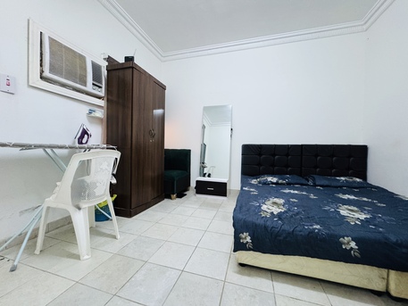 Jeddah, Rooms Available, SAR 850/month,  Furnished,  Single Room Availabe For Executive Bachlor