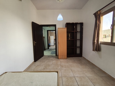 Diraz, Apartments/Houses, BHD 190/year,  2 BR,  Diraz Highway:- 2BR Semifurnished Flat On Rent With Unlimited Ewa