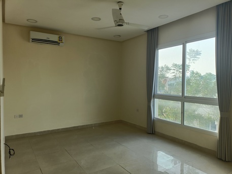 Manama, Apartments/Houses, BHD 240/month,  2 BR,  130 Sq. Meter,  Semi Furnished 2bhk Without Ewa