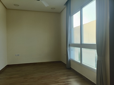Manama, Apartments/Houses, BHD 240/month,  2 BR,  130 Sq. Meter,  Semi Furnished 2bhk Without Ewa