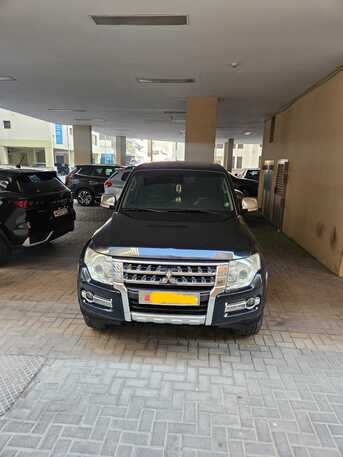 Manama, Vehicles, Cars & Trucks , BHD 3950,  Mitsubishi Pajero,  2016,  Automatic,  169000 KM,   (Urgent Sale)