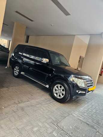 Manama, Vehicles, Cars & Trucks , BHD 3950,  Mitsubishi Pajero,  2016,  Automatic,  169000 KM,   (Urgent Sale)