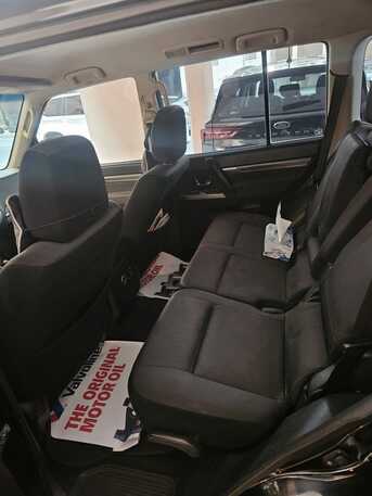 Manama, Vehicles, Cars & Trucks , BHD 3950,  Mitsubishi Pajero,  2016,  Automatic,  169000 KM,   (Urgent Sale)