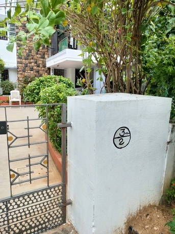 Chennai, Apartments/Houses, INR 21000/month,  Furnished,  Studio,  200 Sq. Feet,  Comfortable Room With Attached Bath In Prime Location Harrington Rd