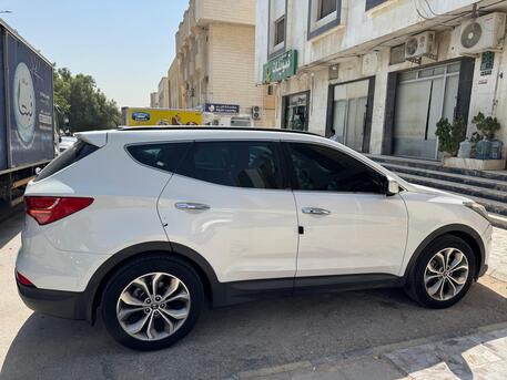 Al Olaya, Vehicles, Cars & Trucks , SAR 39000,  Hyundai Santa Fe,  2014,  Automatic,  178544 KM,