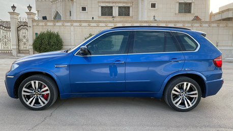 Riyadh, Vehicles, Cars & Trucks , SAR 48000,  Bmw X5 M,  2011,  Automatic,  220 KM,   Power