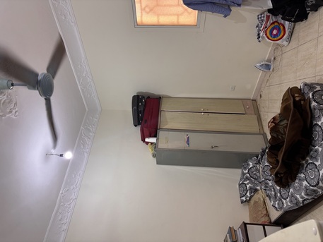 Al Aziziyah, Bedspace Available, SAR 370/month,  20 Sq. Meter,  Looking For Two Roommates For 370SAR Each Including Electricity Water And WiFi