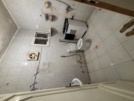 Al Aziziyah, Bedspace Available, SAR 370/month,  20 Sq. Meter,  Looking For Two Roommates For 370SAR Each Including Electricity Water And WiFi