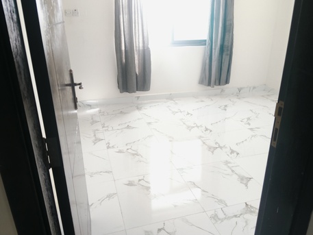 Salmaniya, Rooms for Rent, 100/month,  Room With Attached Washroom