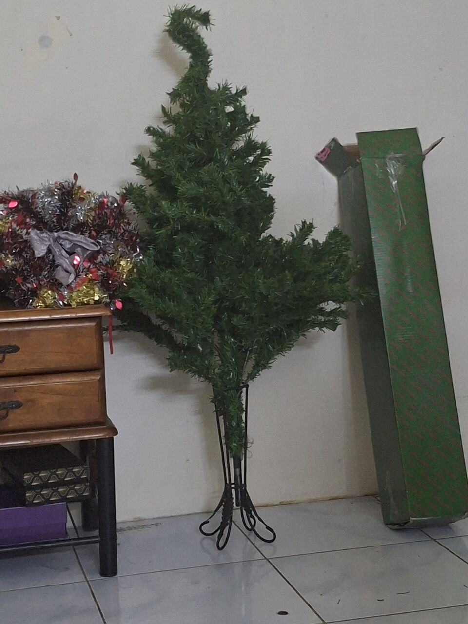Gudaibiya, Household Items, BHD 10,  Book Shelf,study Table, Coat Hanger , Yamaha Guitar