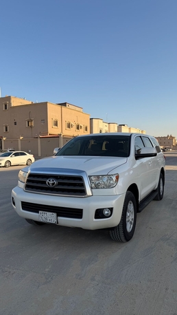 Dammam, Vehicles, Cars & Trucks , SAR 92000,  Toyota Sequoia,  2015,  Automatic,  107777 KM,